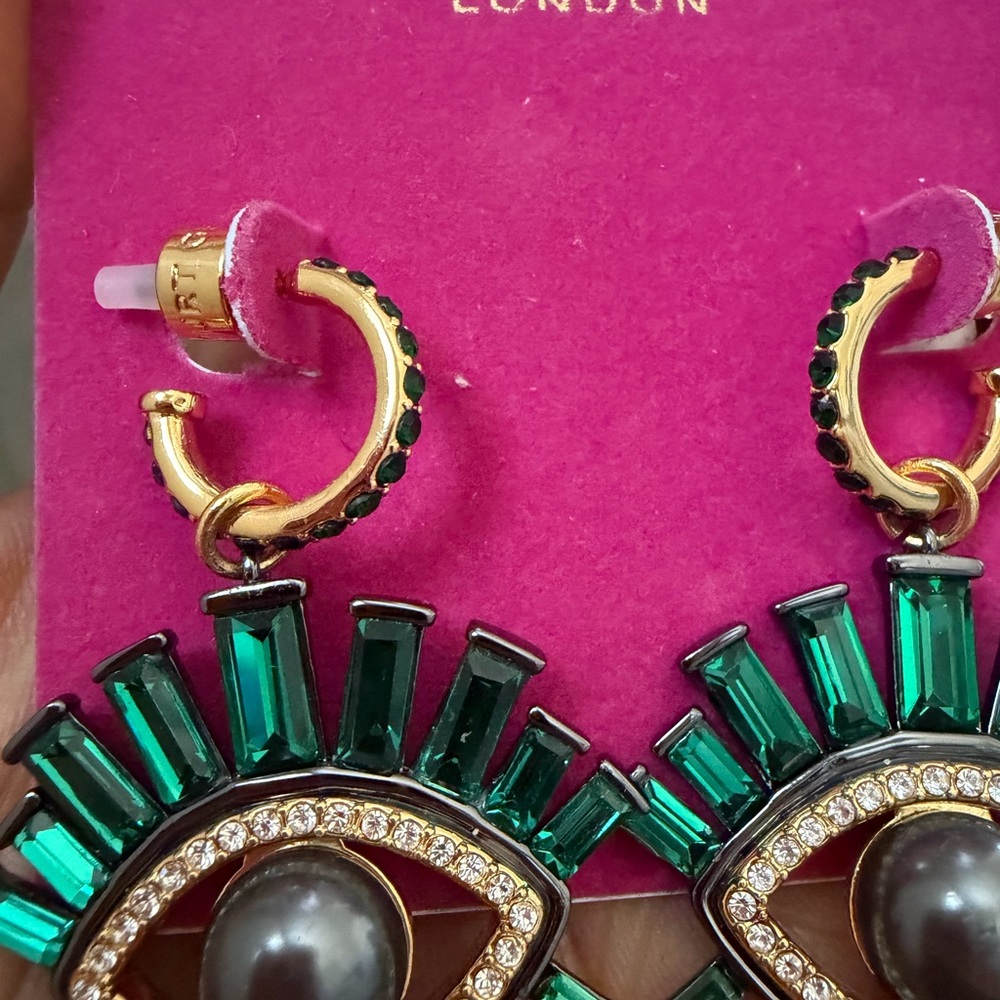 Kurt Geiger Green Eye Hoop Earrings - Picture 4 of 5